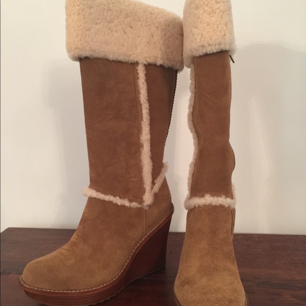 NWOT UGG Shearling and Suede Wedge Heel Boot